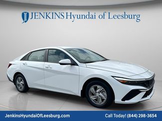 New 2026 Hyundai Elantra SE FWD video 1