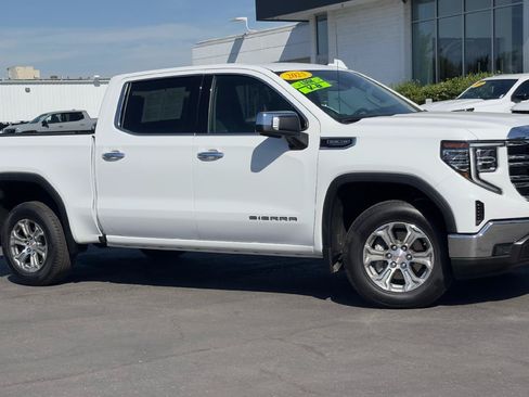 Used 2025 GMC Sierra 1500 SLT AWD/4WD image 2