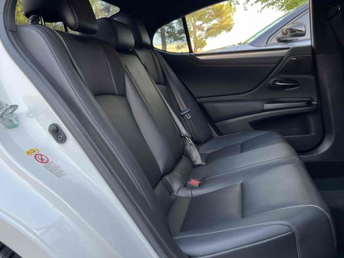 Used 2019 Lexus ES 350 F Sport w/ Accessory Package 2 image 23