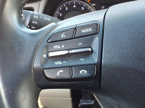 Used 2020 Hyundai Elantra Value Edition image 15