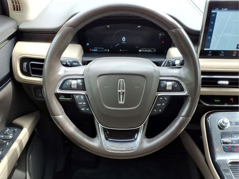 Used 2022 Lincoln Nautilus Reserve AWD/4WD image 27