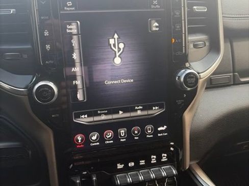 Used 2020 RAM 2500 Laramie AWD/4WD image 15