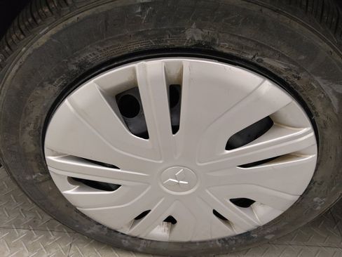 Used 2024 Mitsubishi Mirage LE image 31