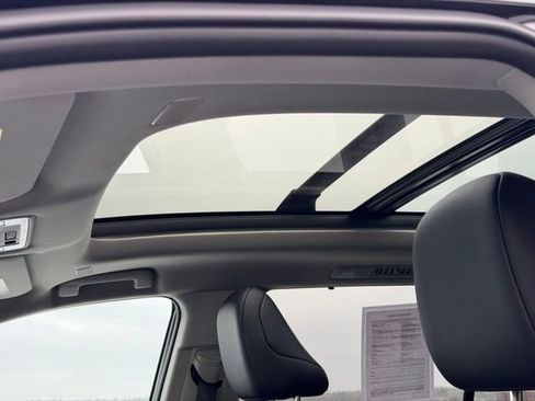 Used 2026 Toyota Grand Highlander XLE image 24