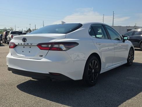 Used 2023 Toyota Camry LE FWD image 6