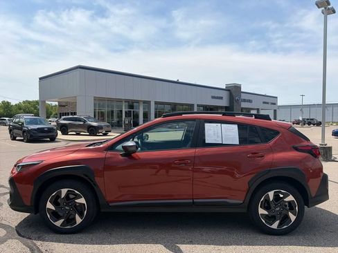 Used 2024 Subaru Crosstrek 2.5i Limited AWD/4WD image 4