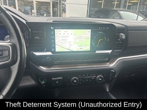 Used 2022 Chevrolet Silverado 1500 LT Trail Boss w/ LT Trail Boss Premium Package image 46