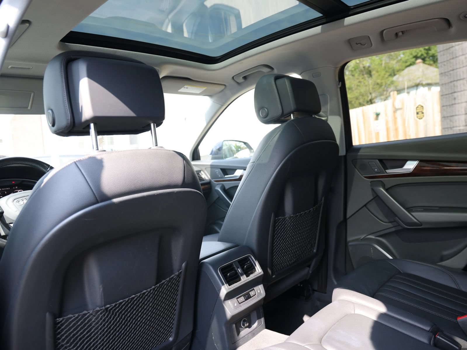 Used 2018 Audi Q5 2.0T Premium Plus w/ Premium Plus Package AWD/4WD image 17