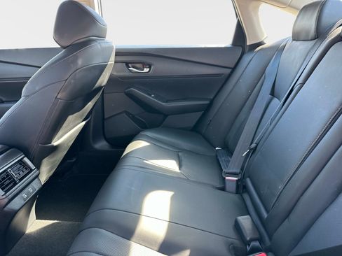 Used 2023 Honda Accord EX-L image 12