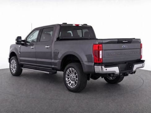 Used 2022 Ford F250 Lariat w/ Chrome Package RWD image 3