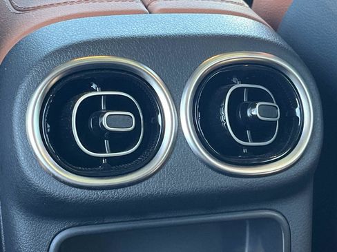 Certified 2024 Mercedes-Benz GLC 300 image 12