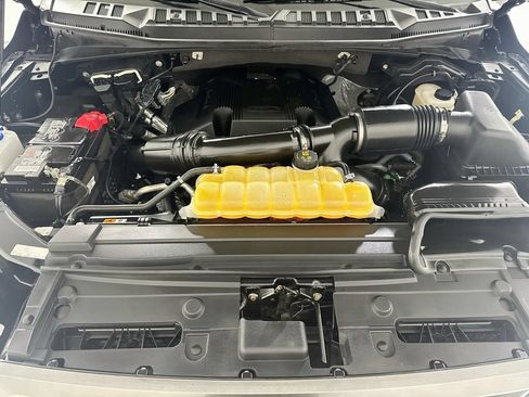 Used 2017 Ford F150 XLT w/ Equipment Group 302A Luxury AWD/4WD image 30