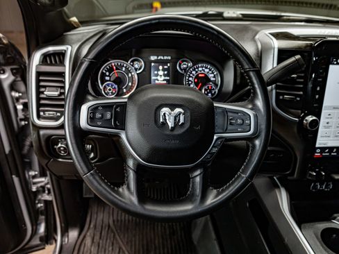 Used 2024 RAM 3500 Big Horn w/ Sport Appearance Package image 19