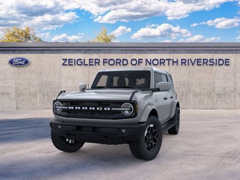 New 2026 Ford Bronco Outer Banks AWD/4WD image 2
