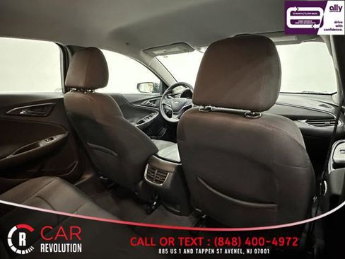 Used 2021 Chevrolet Malibu LT image 39