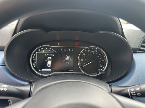 New 2025 Nissan Versa SV w/ Trunk Package image 22