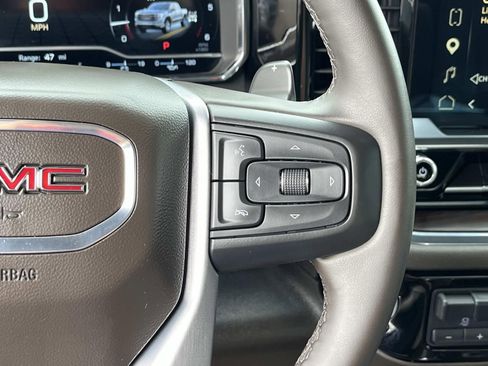 Used 2023 GMC Sierra 1500 SLT w/ SLT Premium Package AWD/4WD image 32