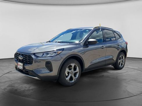 Used 2025 Ford Escape ST-Line AWD/4WD image 5