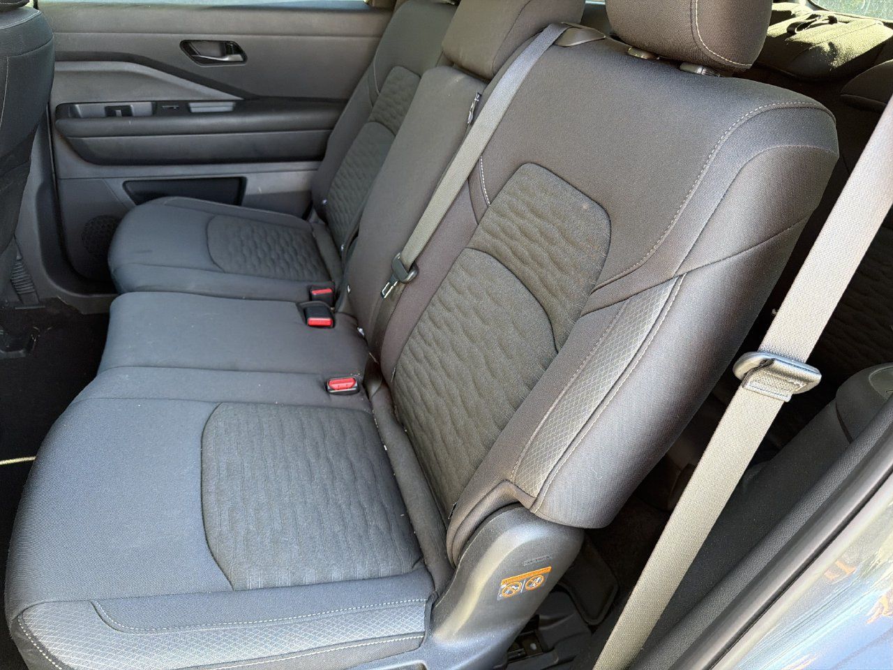 Certified 2025 Nissan Pathfinder S FWD image 18