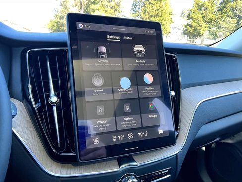 New 2026 Volvo XC60 B5 Plus w/ Climate Package image 22