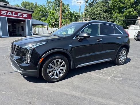 Used 2023 Cadillac XT4 Premium Luxury w/ Cold Weather Package AWD/4WD image 2
