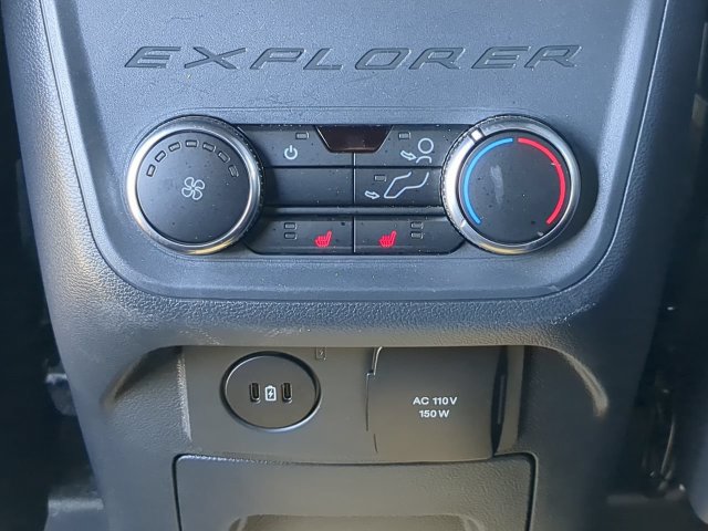 Used 2025 Ford Explorer ST-Line w/ Premium Package RWD image 18