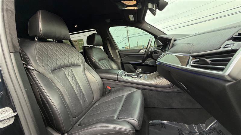 Used 2019 BMW X7 xDrive50i w/ Dynamic Handling Package AWD/4WD image 35