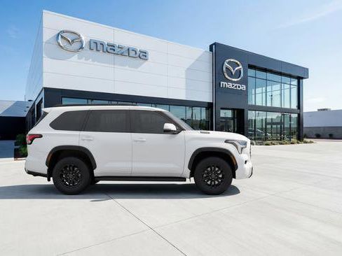 Used 2025 Toyota Sequoia SR5 image 4