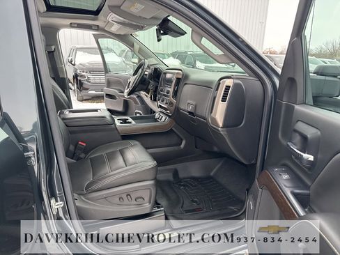 Used 2017 GMC Sierra 2500 Denali w/ Duramax Plus Package image 26