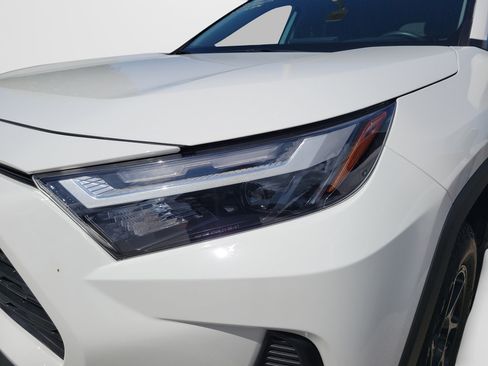 Certified 2023 Toyota RAV4 XLE FWD image 32