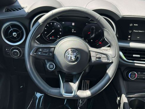Used 2024 Alfa Romeo Stelvio Veloce AWD/4WD image 12