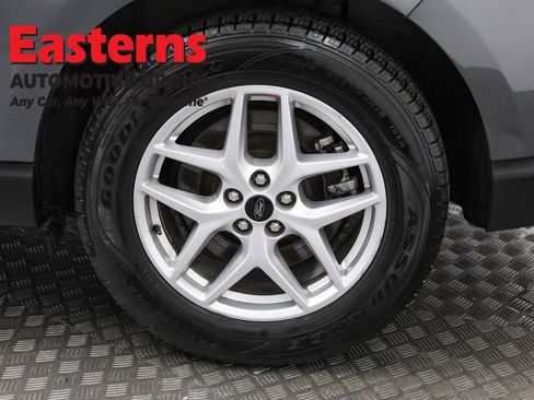 Used 2024 Ford Edge SEL image 32