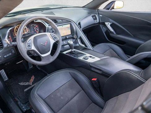 Used 2014 Chevrolet Corvette Stingray Convertible w/ 3LT Preferred Equipment Group image 4