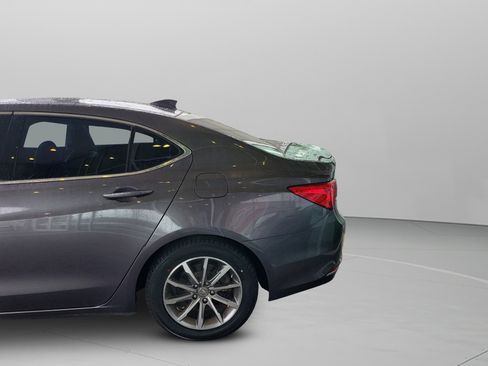 Used 2020 Acura TLX image 32