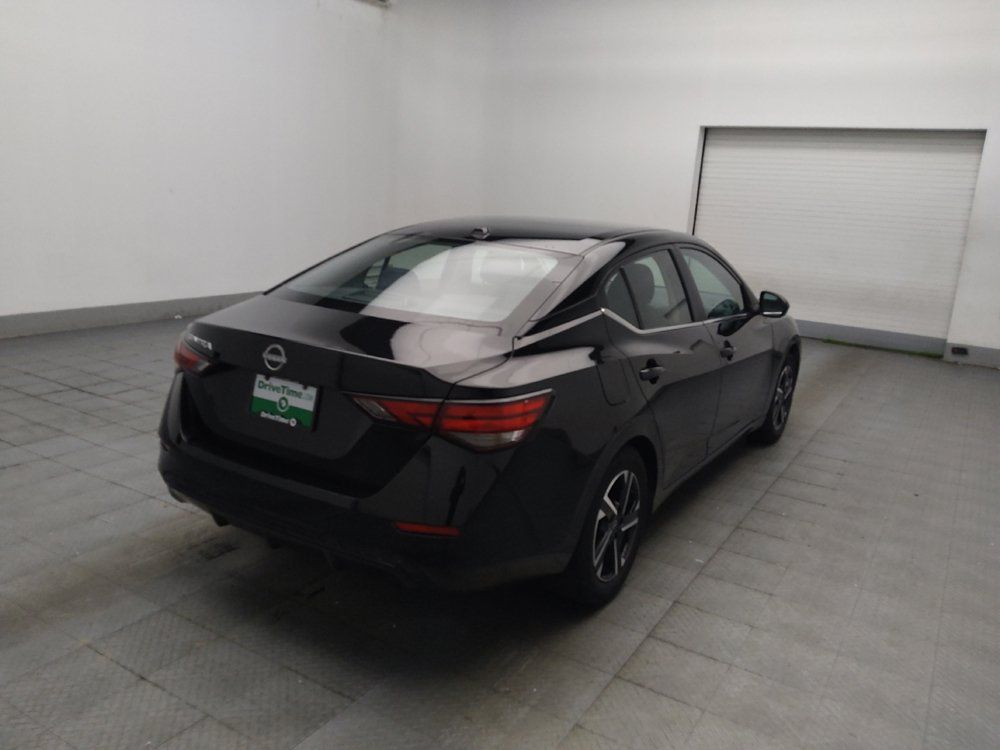 Used 2025 Nissan Sentra SV FWD image 9