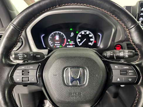 Used 2023 Honda Pilot TrailSport image 13
