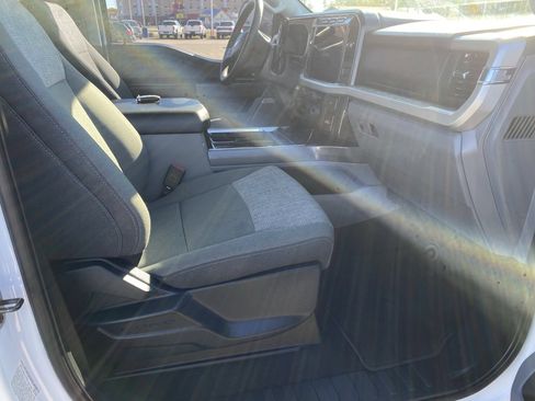 Used 2024 Ford F250 XLT w/ XLT Premium Package image 12