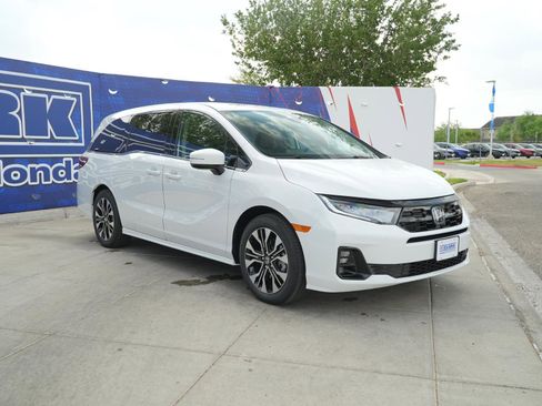New 2026 Honda Odyssey Elite image 3