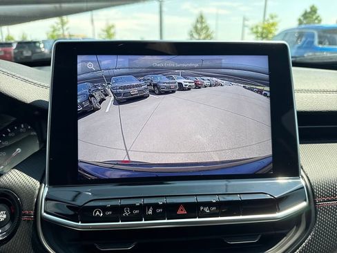 New 2025 Jeep Compass Trailhawk w/ Trailhawk Convenience Group image 25