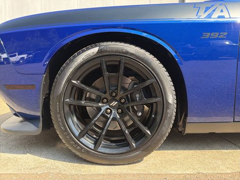 Used 2020 Dodge Challenger R/T Scat Pack w/ T/A Package RWD image 9
