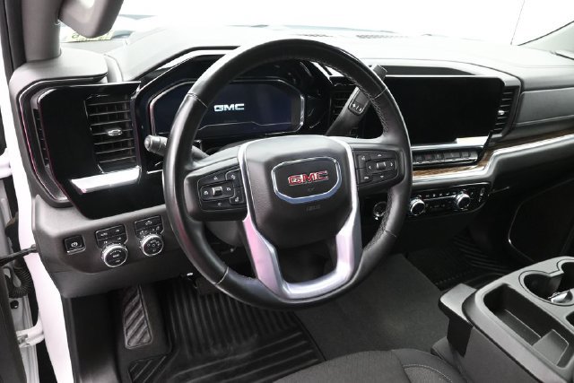 Used 2024 GMC Sierra 1500 Elevation w/ X31 Off-Road Package AWD/4WD image 25