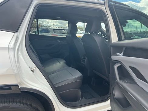 New 2026 Volkswagen Tiguan SE R-Line image 49