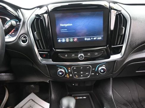 Used 2023 Chevrolet Traverse LT w/ LT Premium Package image 10