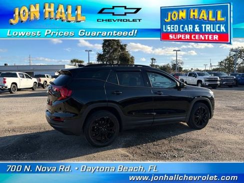 Used 2020 GMC Terrain SLE w/ Driver Convenience Package image 9