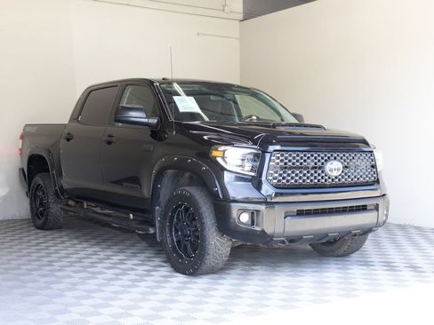 Used 2019 Toyota Tundra SR5 w/ TRD Off Road Package AWD/4WD image 6