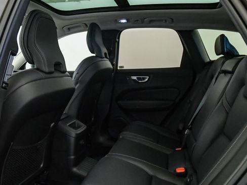 Certified 2024 Volvo XC60 T8 Ultimate w/ Protection Package Premier AWD/4WD image 19