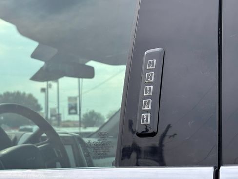 Used 2019 Ford F350 Lariat w/ Lariat Ultimate Package AWD/4WD image 8