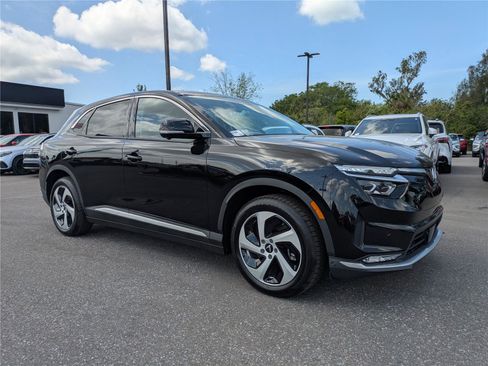 New 2025 VinFast VF 8 Eco image 2