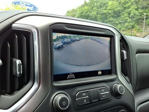 Used 2020 Chevrolet Silverado 1500 LT Trail Boss w/ Convenience Package AWD/4WD image 28