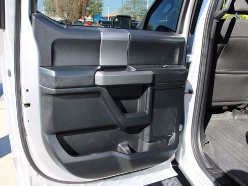 Used 2016 Ford F150 XLT w/ Equipment Group 302A Luxury image 26